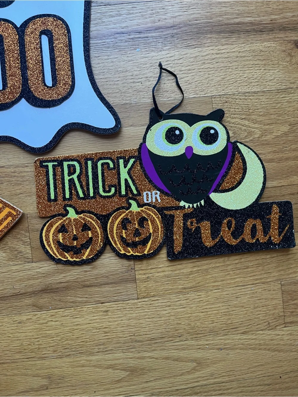 Sparkly Cute Halloween Decorations